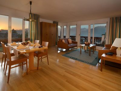 Helvetia Intergolf Appart Hôtel Crans Montana King Suite