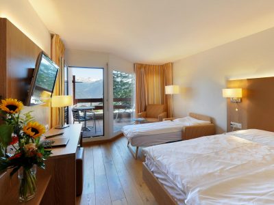 Helvetia Intergolf Appart Hôtel Crans Montana Chambre familiale