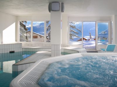 Helvetia Intergolf Appart Hôtel Crans Montana Piscine et jacuzzi